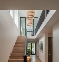 Meilleure vente : Escalier droit préfabriqué en acier et bois, design moderne pour intérieur