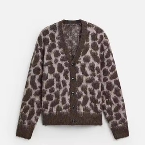 Personnalisé col en V Jacquard tricot Mohair Cardigan léopard Jacquard brossé moelleux tricot Cardigan <span class=keywords><strong>pull</strong></span> homme - Product Image 6