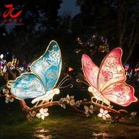 Lanterne en soie chinoise à motif animal ou papillon, nouveautés chinoises, lanternes en soie faites à la main, durables, fournitures pour fêtes de Noël et d'anniversaire
