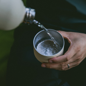 Botellas de <span class=keywords><strong>Agua</strong></span> Reutilizables de Boca Estrecha de 750 ml, Acero Inoxidable 304, Libres de BPA, Botellas de <span class=keywords><strong>Agua</strong></span> Aisladas con Recipiente Adicional - Product Image 6