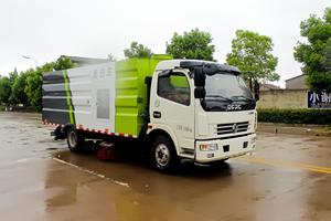Camión de Basura Dongfeng DFAC de Una Sola Fila 4x2 con Barredora de Carreteras de Un Solo Eje, Vehículo de Lavado a Alta Presión, Recolección de Aguas Residuales y Sanitización - Product Image 3