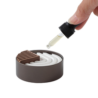 Diffuseur d'aromathérapie pour voiture, couvercle supérieur en alliage d'aluminium, design circulaire, évaporation naturelle, rechargeable, longue durée, moderne