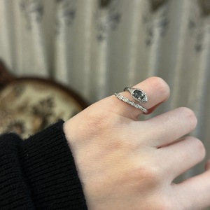 Anillo de Serpiente Enrollada de Plata S925 con Incrustaciones de Diamantes, Versátil, Moderno, Personalizado, para el Dedo Índice, Diseño Único y Exclusivo - Product Image 2