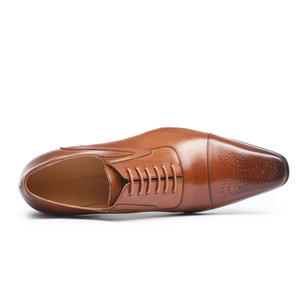 Chaussures Oxford en cuir de vachette à semelle épaisse avec finition lisse, chaussures en cuir décontractées et formelles, nouvelles chaussures pour hommes en cuir véritable de haute qualité - Product Image 2