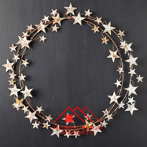 Guirlande de porte de décoration de noël de haute qualité pour la décoration de la maison guirlande décorée de mur de noël de forme ronde en métal pour porte - Product Image 1