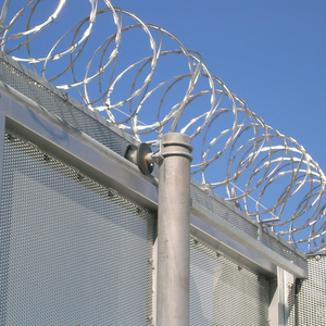 Alambre de púas tipo <span class=keywords><strong>concertina</strong></span> CBT-65, galvanizado en caliente, antiescalada, para protección de perímetros y cercas - Product Image 2