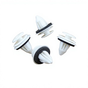 Clips de garniture de porte de voiture en plastique, nylon PP 67773-0E020 117701-00-A pour panneaux intérieurs, installation facile - Product Image 3
