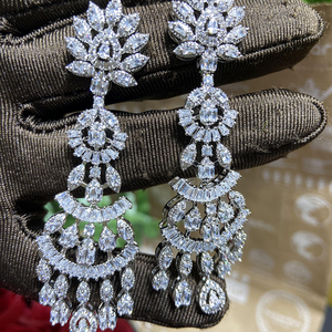 Orecchini Pendenti HIBRIDE con <span class=keywords><strong>Design</strong></span> Geometrico, Zirconia Cubica, Gioielli da Sposa per Donne, Accessori <span class=keywords><strong>Moda</strong></span> Dubai <span class=keywords><strong>E</strong></span>-640 - Product Image 3