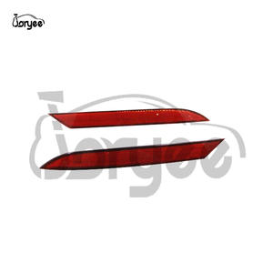 5GG945105B 5GG945106B accessoire de barre lumineuse de réflecteur de pare-chocs arrière rouge pour Volkswagen <span class=keywords><strong>Golf</strong></span> <span class=keywords><strong>7</strong></span> <span class=keywords><strong>7</strong></span>.5 2013-2019 MK7 AUDI pièces de rechange de voiture - Product Image 3