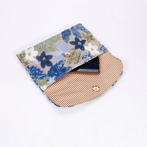 Women's Handmade Woven Straw Shoulder Clutch <b>Bag</b> for Summer 2025 Shining Glitter <b>Sequined</b> Floral Embroidered Open for Beach - Product Image 3