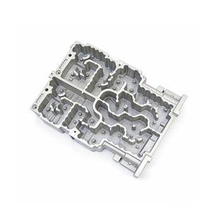 Boîtier de soupape de transmission automatique en alliage d'aluminium ADC12 moulé sous pression HPDC, usiné sur mesure au Vietnam, produit selon les plans - Product Image 1