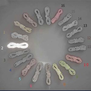 Lacets de chaussures personnalisés à prix d'usine, lacets réfléchissants 3M multicolores pour baskets décontractées Yeezy 350 - Product Image 3