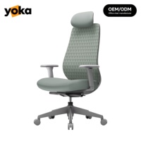 Chaise de bureau ergonomique élégante avec dossier en maille, accoudoirs réglables, appui-tête et châssis multi-positions pour assise de bureau