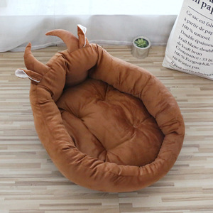Lit pour animaux de compagnie en forme de dessin animé, rond, doux, à dossier haut, pour chien et chat, rembourrage en fibre de polyester, lavable à la main, lit universel pour animaux de compagnie - Product Image 3