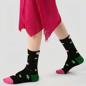 Calcetines <span class=keywords><strong>de</strong></span> Moda con Diseño <span class=keywords><strong>de</strong></span> Estrellas, Bordado Suave, Tejido con Bloques <span class=keywords><strong>de</strong></span> Color, Comodidad Durante Todo el Día, Calcetines <span class=keywords><strong>de</strong></span> Estilo Urbano para Mujeres y Niñas - Product Image 4