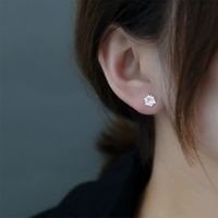 FY-ED115 S925 Sterling Silber Blumen-Ohrringe Trendige Ohrloch-Ohrringe für Frauen Hochwertiger Ohrschmuck Großhandel Fabrik