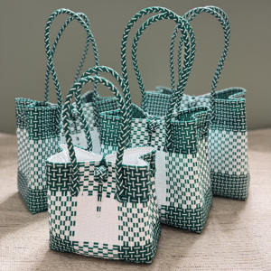 Nouveaux sacs classiques, sacs tissés à la main pour femmes, matériau plastique recyclé de qualité supérieure, tissage recyclé d'Indonésie - Product Image 6