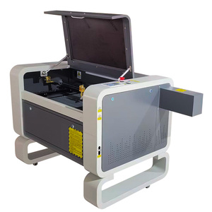 Machine de gravure laser <span class=keywords><strong>CO2</strong></span> CNC populaire 4060 6040 50W-100W pour le bois et le contreplaqué avec composants de moteur essentiels - Product Image 3