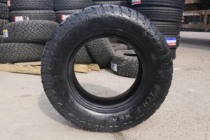 Neumático Radial LCH T-REX Nuevo P245 70R16, Neumáticos para Todas las Estaciones, Neumáticos Todoterreno, Venta al por Mayor, SUV 4x4, Rendimiento Todoterreno, Fábrica China - Product Image 3