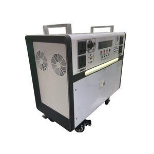Estación de Energía Solar Portátil de 2000W/5000W con Controlador MPPT, Linterna y Carga para Automóvil, para Uso en Interiores/Exteriores, con Batería - Product Image 5