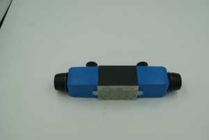 Control Piloto Electrohidráulico KSDG4V-3-92L-40-M-U1-H7-11 220v KSDG4V-3 Direccional Proporcional - Product Image 2