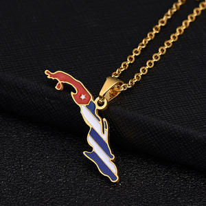 Venta al por mayor <span class=keywords><strong>Cuba</strong></span> mapa cadena collares acero inoxidable 18K chapado en oro <span class=keywords><strong>Cuba</strong></span> bandera mapa colgante collar joyería - Product Image 3