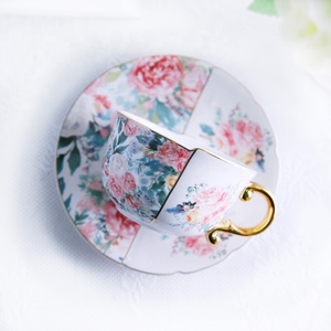 Nouvelles tasses à thé et à café en céramique au design irrégulier, motif pivoines, ensembles de tasses et soucoupes en porcelaine - Product Image 1