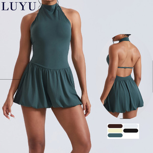 Robe de sport en nylon/spandex avec logo personnalisé pour le tennis, dos nu, ourlet bouffant, robe de padel, échantillon disponible - Product Image 1