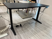 Pieds ergonomiques modernes en 2 étapes Bureau assis-debout pneumatique Hauteur réglable pour ordinateur portable Assemblage facile pour bureau à domicile