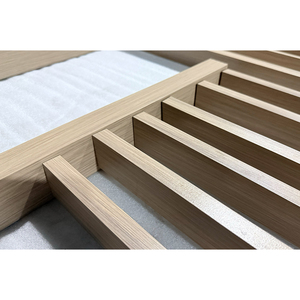 Lames <span class=keywords><strong>en</strong></span> aluminium à grain de <span class=keywords><strong>bois</strong></span> incurvées pour écran <span class=keywords><strong>extérieur</strong></span> de villa, vis cachées, panneaux <span class=keywords><strong>en</strong></span> aluminium à lattes, tube carré pour la <span class=keywords><strong>d</strong></span>écoration de la maison - Product Image 4