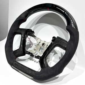 Volante de Cuero Alcántara Negro Personalizado de Fábrica con Fibra de Carbono Negra y LED para Chevrolet Silverado - Product Image 4