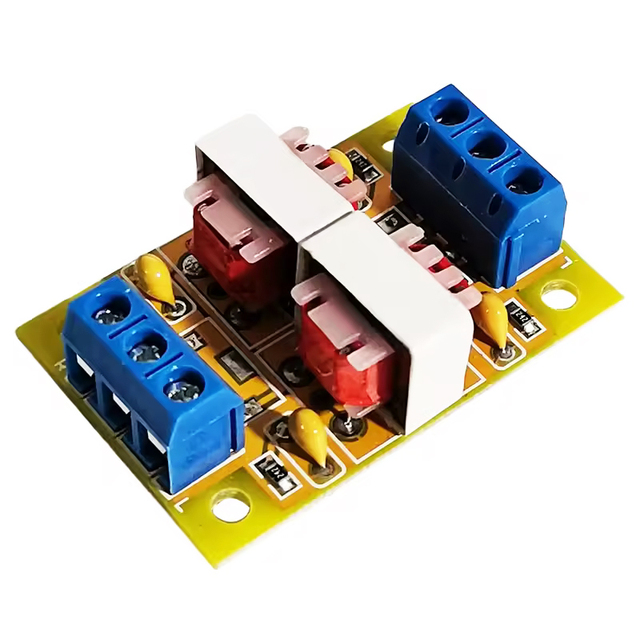 Stereo/Audio Isolator Vehicle Common Ground Suppression Interference Noise Isolation Module Transformer Coupler