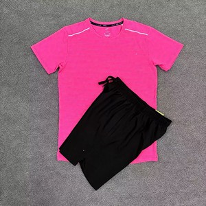 T-Shirt e <span class=keywords><strong>Pantaloncini</strong></span> da Palestra Unisex di Alta Qualità, Asciugatura Rapida, Traspiranti, Antibatterici, Abbigliamento Sportivo per <span class=keywords><strong>Calcio</strong></span>, Manica Corta per Uso Quotidiano - Product Image 5