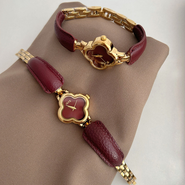 Vintage Quartz Watch Ieke Ankela Red Retro Exquisite and High-End Four-Leaf Clover Ladies Quartz Watch Cross-Border Wholesale