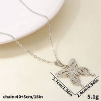 Collier pendentif papillon ajouré en acier inoxydable 304 doré, bijou féerique baroque en filigrane ajouré complexe avec chaîne