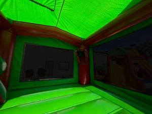 Castillo inflable con tobogán en oferta para alquiler comercial en fiestas al aire libre - Product Image 4