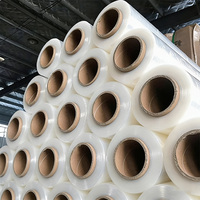 Film étirable souple LLDPE 300m Haute résistance à la traction Adhésion unilatérale Emballage de palettes Utilisation industrielle durable