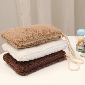 Sac à langer en fourrure Teddy, design <span class=keywords><strong>jeune</strong></span>, produit phare, vente directe usine, pour <span class=keywords><strong>maman</strong></span> et <span class=keywords><strong>jeune</strong></span> <span class=keywords><strong>maman</strong></span>, en nouveaux matériaux, bon prix - Product Image 2