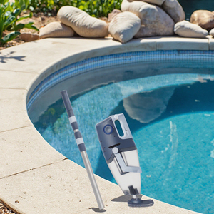 Limpiador de piscina y Spa de mano <span class=keywords><strong>recargable</strong></span> con poste telescópico de filtro de desechos grande y dos niveles de potencia de succión - Product Image 4