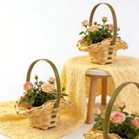 Panier à fleurs miniature en bambou tressé fait main pour la Saint-Valentin, la Journée de la Femme, accessoire photo pour poupée, panier à main pour bébé