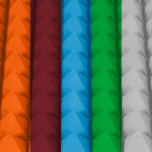 Panneaux acoustiques 6 cm, pyramides peintes, pack de 1 m, haute absorption NRC 0.5, pour maison et bureau, en fibre de polyester, design minimaliste, Keyhelm - Product Image 1