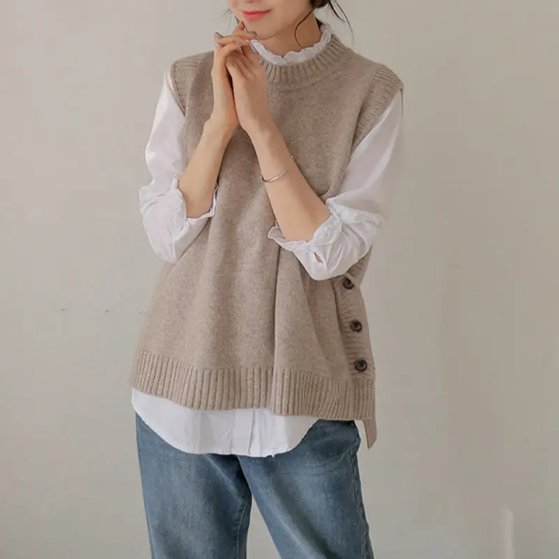 Wholesale Vest Knitted Women's Crew Neck Outwear Coat 2022 Autumn New Korean Retro Cuddle Sleeveless Sweater Vest