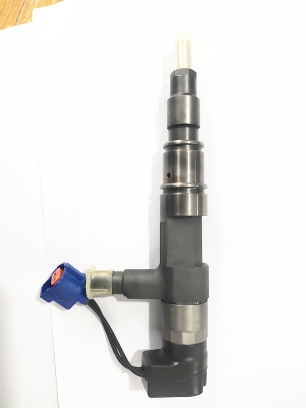 diesel engine assembies fuel common rail injector 0445120095