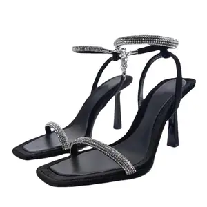 QuiteS Simple Black Velvet strass ciondolo catena Stiletto sandali con tacco alto scarpe con tacco alto con cinturini per le donne