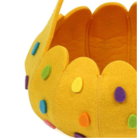 Panier de chasse aux œufs de Pâques en feutre, sacs à friandises mignons en feutre pour les fêtes, magnifiques seaux cadeaux blancs pour enfants