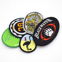 Badge brodé personnalisé en gros, thermocollant pour vêtements, patch brodé avec logo sur mesure pour vêtements