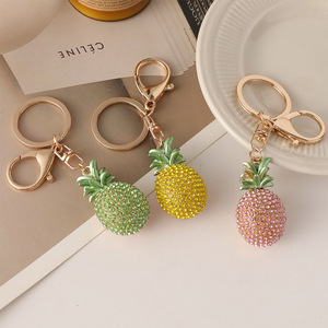 Llavero de Lujo con Forma de Piña 3D para Mujer, Estilo de Dibujos Animados, Incrustaciones de Cristal, Aleación con Pedrería, Colgante Ovalado de Moda - Product Image 3