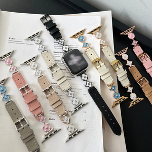 Bracelet en cuir de luxe avec connecteur métallique à quatre feuilles 38/42/46/49 mm pour Apple Watch Band Luxury Ultra 3 2 Series 11 Bracelet de montre en cuir - Product Image 5