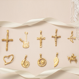 Novo Design Hip Hop Aço Inoxidável Jóias Charme 18K Gold Plating Jesus Cruz Coração Asa Pingente - Product Image 1