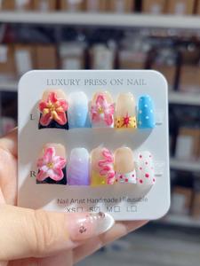 Nuevas <span class=keywords><strong>uñas</strong></span> de pato de estilo francés de lujo con diamantes de imitación Diseño personalizado <span class=keywords><strong>Uñas</strong></span> artificiales Patrón cuadrado para aplicación <span class=keywords><strong>en</strong></span> los dedos - Product Image 2